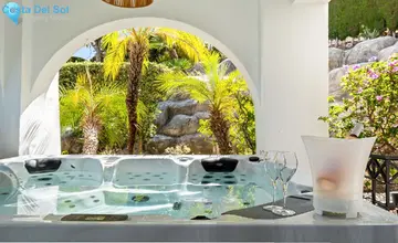 2 bedroom Apartment for Sale in Marbella-4820