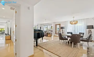 2 bedroom Apartment for Sale in Marbella-4823