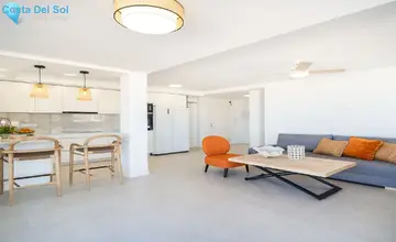 2 bedroom Apartment for Sale in Fuengirola-4878