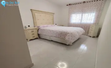3 bedroom Apartment for Sale in Málaga Este-5020