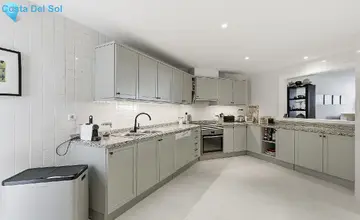 3 bedroom Apartment for Sale in Nueva Andalucía-5038