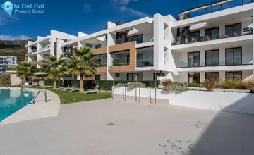 2 - 3 bedroom Apartment for Sale in Fuengirola-5480