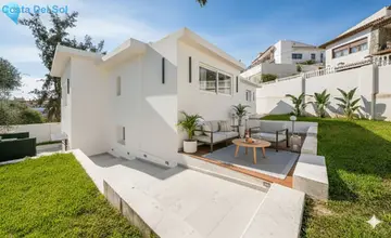 3 bedroom House for Sale in Torreblanca