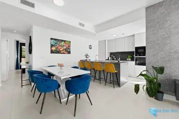 3 bedroom Apartment for Sale in Fuengirola-12090
