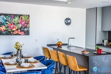 3 bedroom Apartment for Sale in Fuengirola-12167