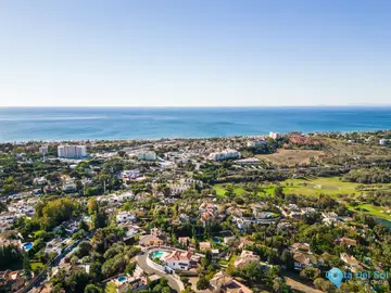 1014m2 Plot for Sale in El Rosario-84234