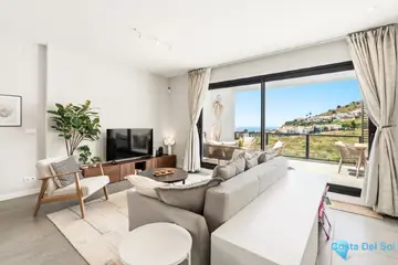 3 bedroom House for Sale in Riviera del Sol-84252