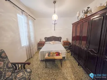 5 bedroom House for Sale in Estepona-12413