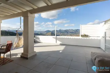 3 bedroom House for Sale in La Mairena-81985
