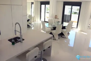 3 bedroom House for Sale in Estepona-84452