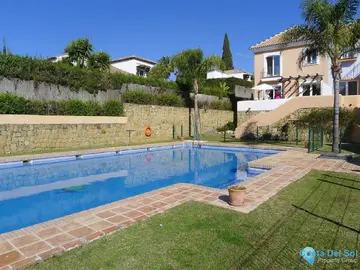 2 bedroom House for Sale in Aloha-84504