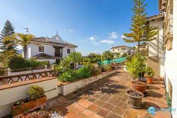 3 bedroom House for Sale in Coín-84640