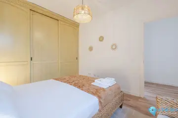 4 bedroom Apartment for Sale in Málaga Centro-13885