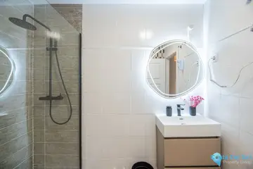 4 bedroom Apartment for Sale in Málaga Centro-13890
