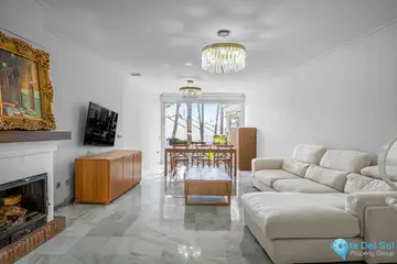 3 bedroom House for Sale in The Golden Mile-84716
