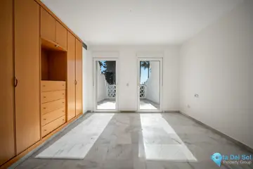 3 bedroom House for Sale in The Golden Mile-84726