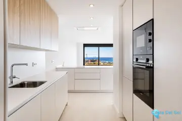 2 bedroom Apartment for Sale in Estepona-18331
