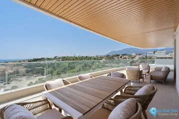2 bedroom Apartment for Sale in Selwo-18540