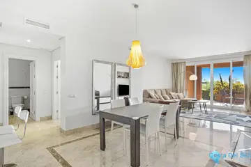 2 bedroom Apartment for Sale in Nueva Andalucía-13932