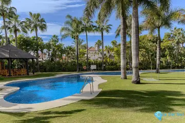 2 bedroom Apartment for Sale in Puerto Banús-18597