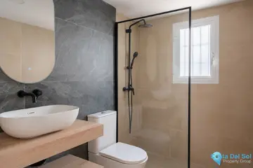 2 bedroom Apartment for Sale in La Quinta-13948