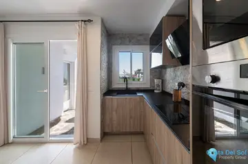 2 bedroom House for Sale in Miraflores-84860