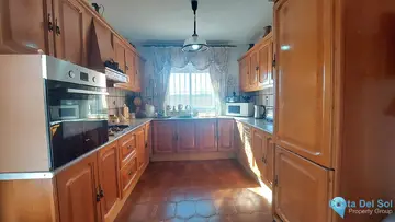5 bedroom House for Sale in Puerto de la Torre-84898