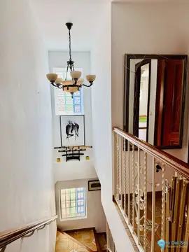 6 bedroom House for Sale in Alhaurín de la Torre-84957