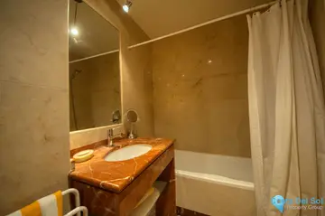 2 bedroom Apartment for Sale in Sierra Blanca-85017
