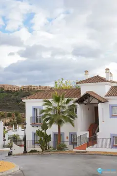 5 bedroom Apartment for Sale in El Paraiso-19399
