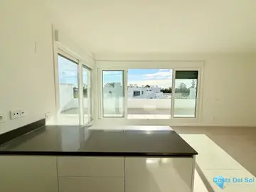 4 bedroom Apartment for Sale in Estepona-19412
