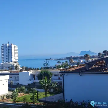 6 bedroom House for Sale in Torreguadiaro-85145