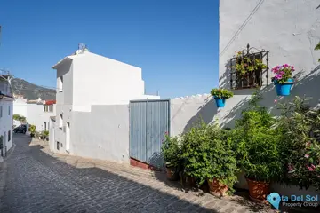 4 bedroom House for Sale in Mijas-85225