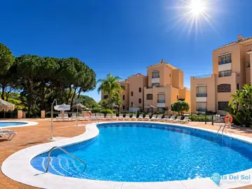 2 bedroom Apartment for Sale in Elviria-19615