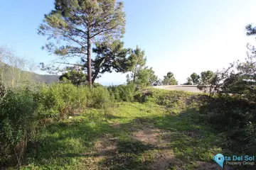 2275m2 Plot for Sale in Benahavís-85268