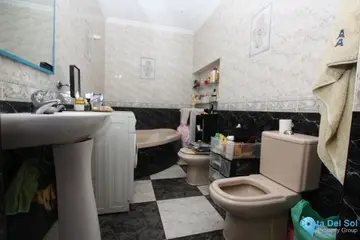 6 bedroom House for Sale in Marbella-85289