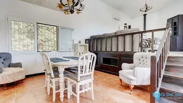 4 bedroom House for Sale in Sierrezuela-85294