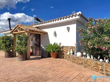 3 bedroom House for Sale in Estepona-85373