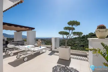 3 bedroom Apartment for Sale in Marbella-19845