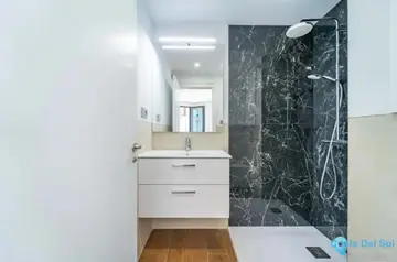 2 bedroom Apartment for Sale in Málaga Este-85399