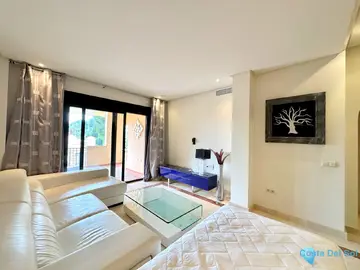 2 bedroom Apartment for Sale in Puerto Banús-85454