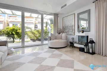 4 bedroom House for Sale in Calahonda-20440
