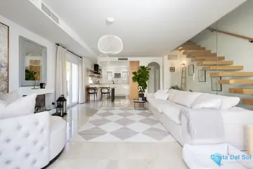4 bedroom House for Sale in Calahonda-20445