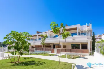 2 bedroom Apartment for Sale in La Cala de Mijas-14130