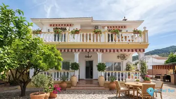 5 bedroom House for Sale in Alhaurín de la Torre-85578