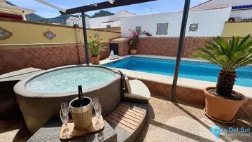 5 bedroom House for Sale in Alhaurín de la Torre-85584