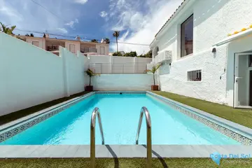 3 bedroom House for Sale in Benalmadena