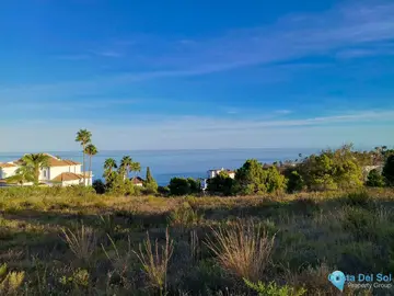 1868m2 Plot for Sale in Manilva-85655