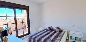3 bedroom Apartment for Sale in New Golden Mile-85694