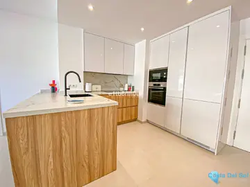 2 bedroom Apartment for Sale in The Golden Mile-85737